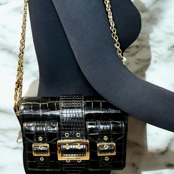 Michael Kors Hayden Pocket Messenger Convertible Bag - Picture 8 of 14